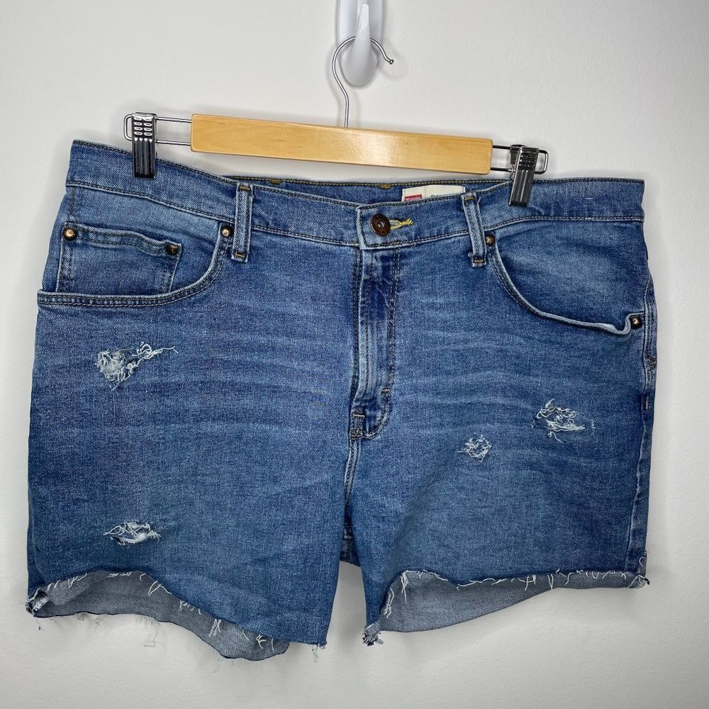 Wrangler- Blue Slim Straight Jean Shorts